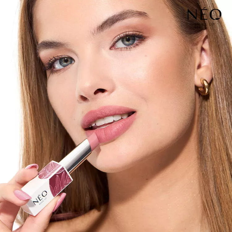 No Transfer Lipstick 05 Nude on Secret Evening