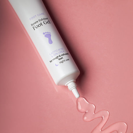 Gel piedi levigante e ammorbidente da notte: Renew Exfoliant Foot Gel