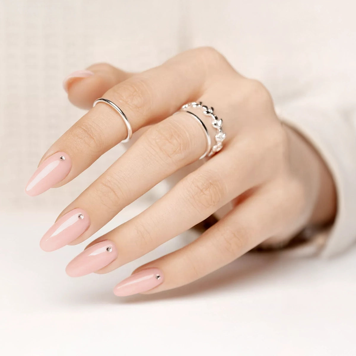 Unghie a mandorla: come farle al meglio? | Neonail Expert