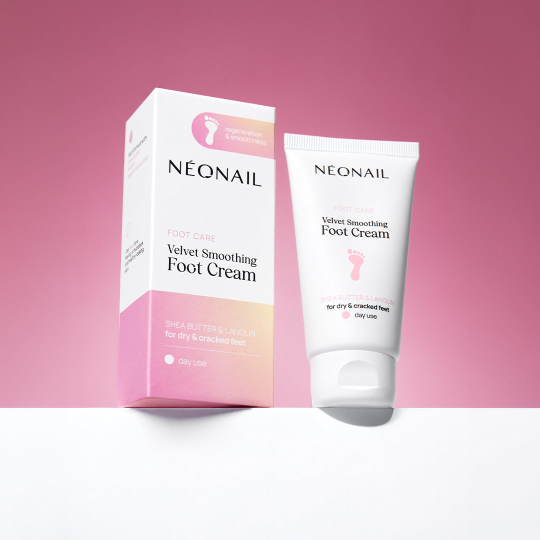 Crema piedi levigante da giorno: Velvet Smoothing Foot Cream