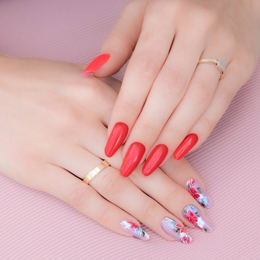 Refill gel: come gestire la ricrescita delle unghie con gel