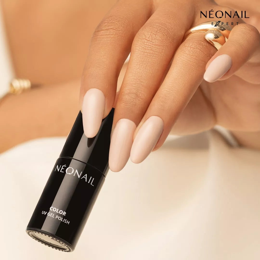 Unghie nero e rosa: un abbinamento ideale in ogni occasione