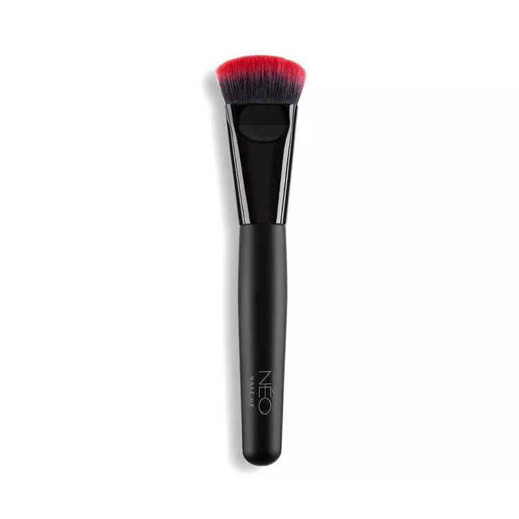 Pennello Contouring 06